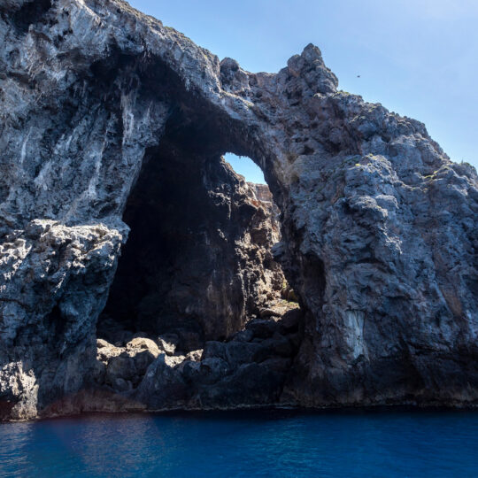 Grottoni dell'isola di Giannutri, Comune dell'Isola del Giglio